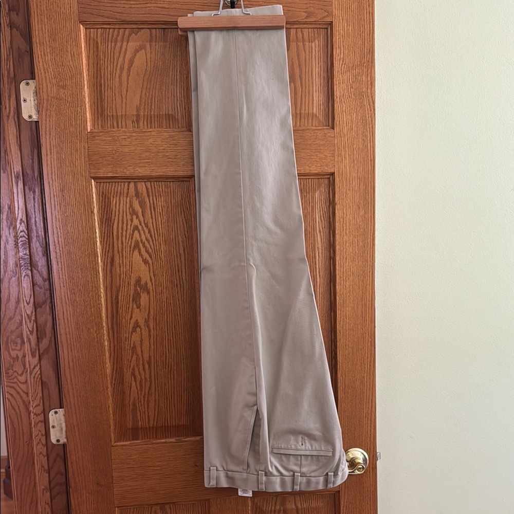 Brooks Brothers Tan Chinos Versatile Cotton Blend